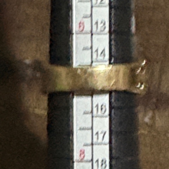 Elegant 10k Gold Citrine Wide Band Ring Size 7 - Picture 5 of 9